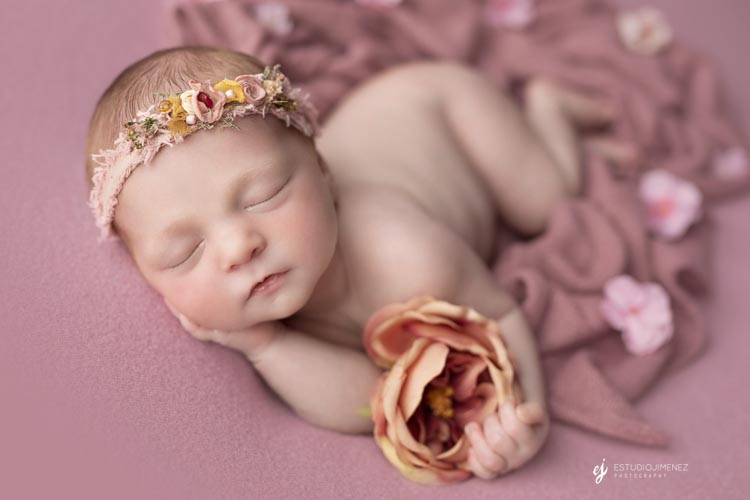 sesiones bebé newborn